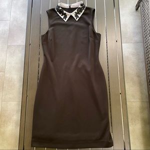 IVANKA TRUMP WHITE COLLARED EMBROIDERED FLORAL SLEEVELESS BLACK DRESS!!